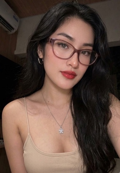 Profile photo of a woman